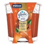 Glade Limitált kiadás – Pumpkin Spice Latte illatgyertya 112 g