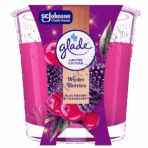 Glade Limitált kiadás –Winter Berries illatgyertya 112 g